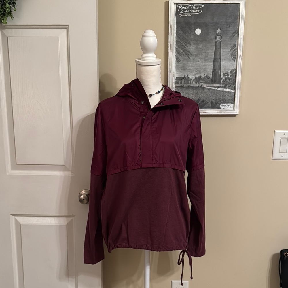 Under Armour Burgundy Utility Jacket with Hood and Long Sleeves